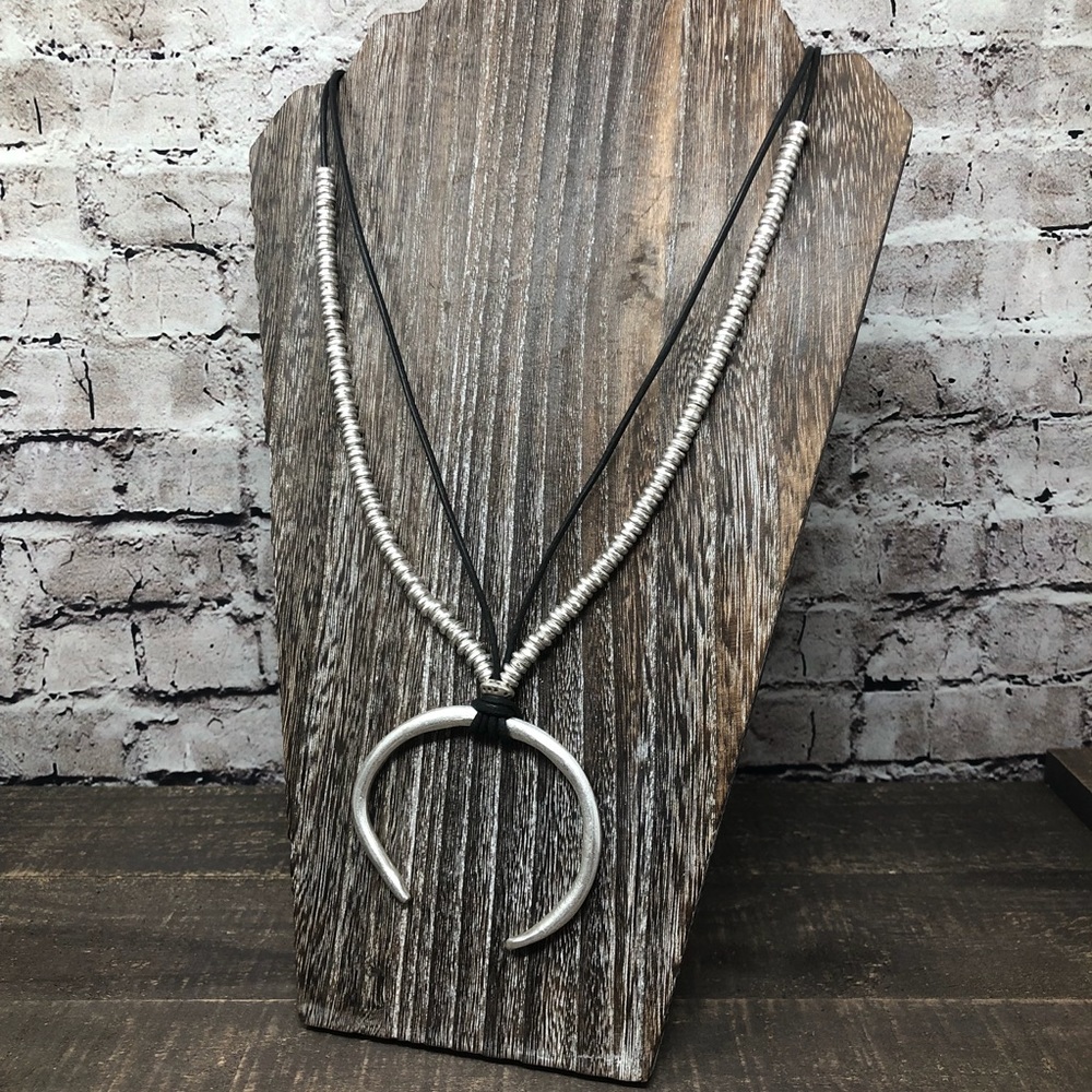 NEW Ethnic Beaded Crescent Silver-tone Necklace